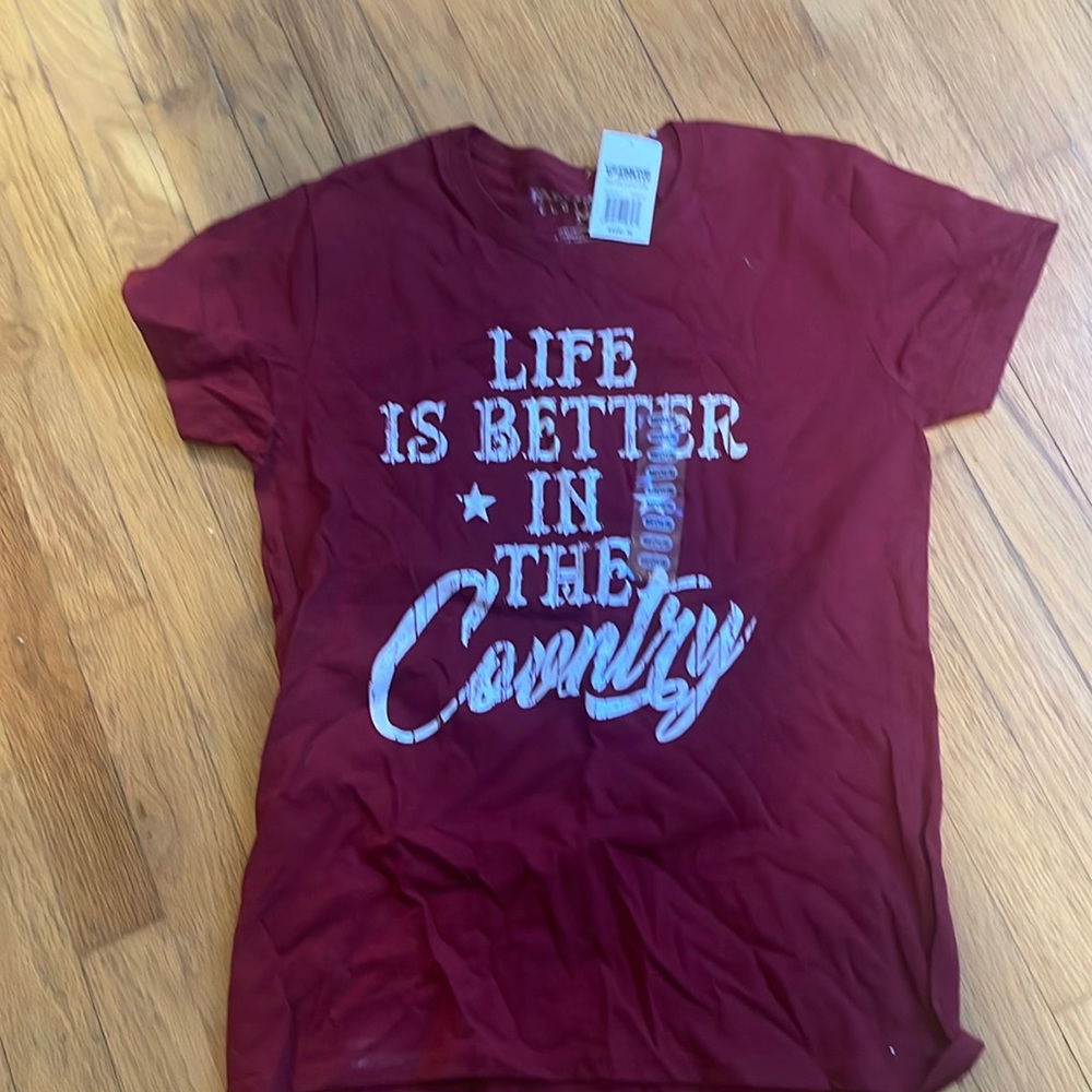 Life is better in the country Tshirt